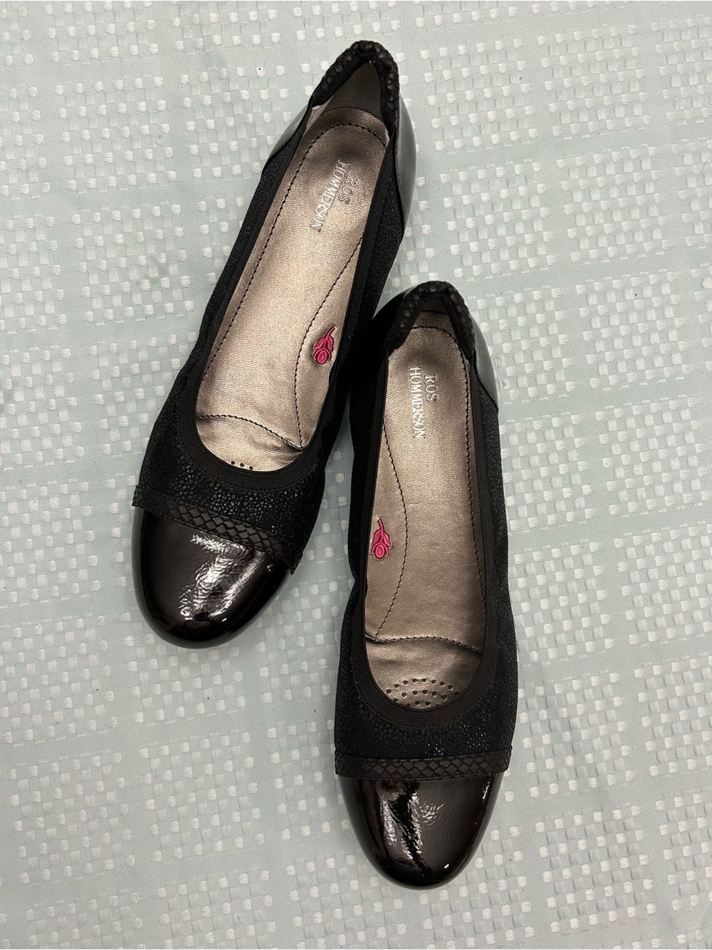 ROS HOMMERSON Black Women's Flats with Patent Cap Toe